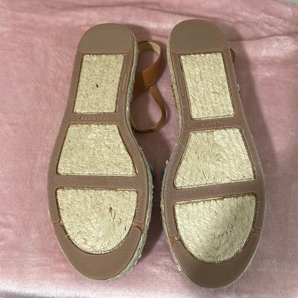 Talbots Izzy d'Orsay Embroidered Espadrille Sandals size 9.5 - Picture 7 of 9